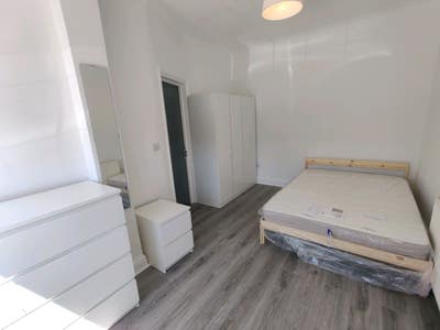 Double size Redbridge/Gants Hill Central Line. Main Photo