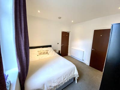 Lovely Double Room Ensuite in Walkden Main Photo