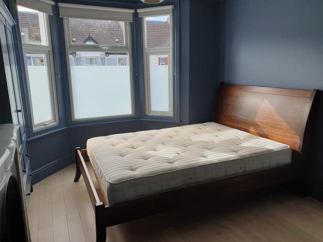 &pound;850pcm Big dbl room in shared house near Tooting Main Photo