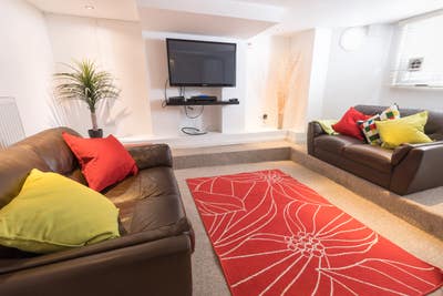  Double Room | Friendly L Deposit Alternative Main Photo