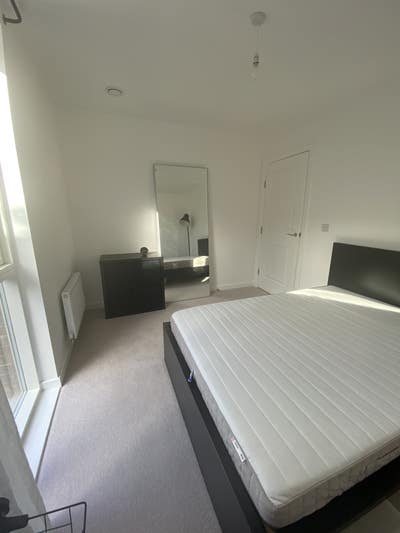 Double room to rent in new build, bills included Main Photo