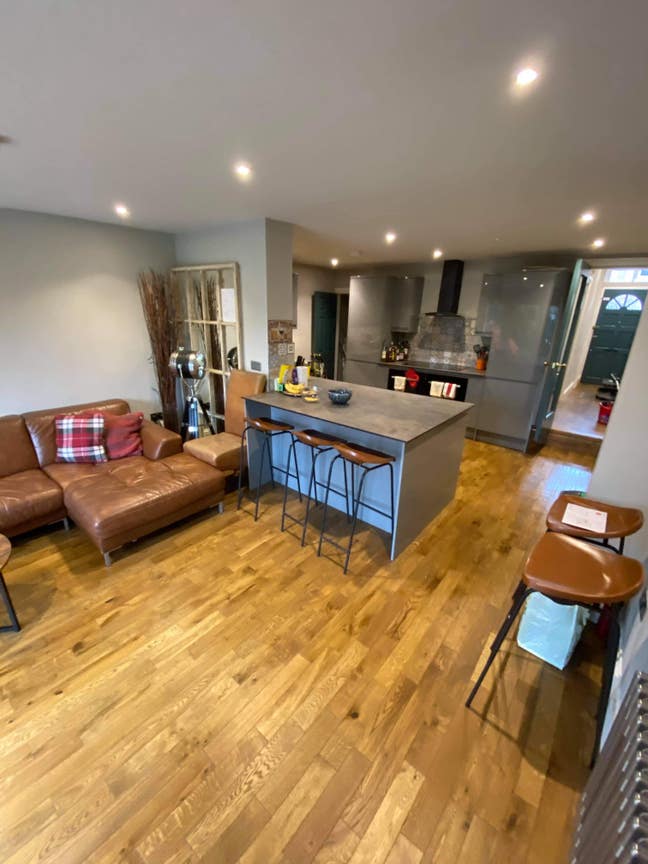 New to B’ham? En-suite room s/term welcomed Main Photo