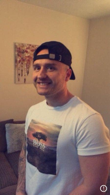 37 year old Male seeks a double room Main Photo