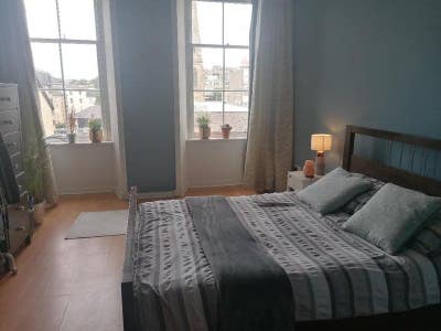 Spacious double room in Finnieston Main Photo