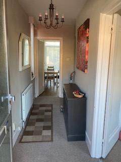 3bed town house for 2 female sharers or family  Main Photo