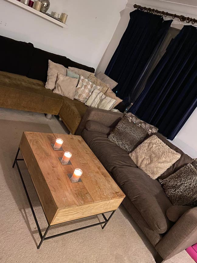 Single room Leatherhead Main Photo