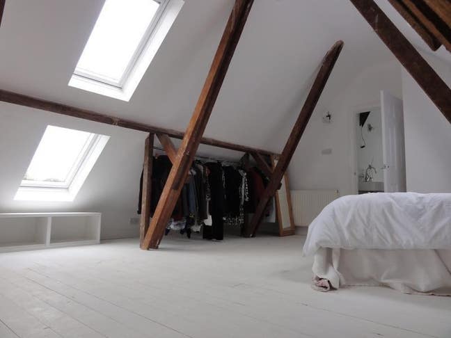 Fab duplex in barrack's conversion, monthly basis Main Photo