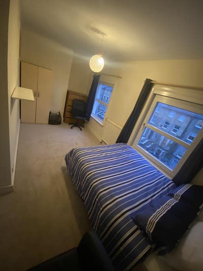 Spacious double 5 min walk from Finsbury Park Stn Main Photo