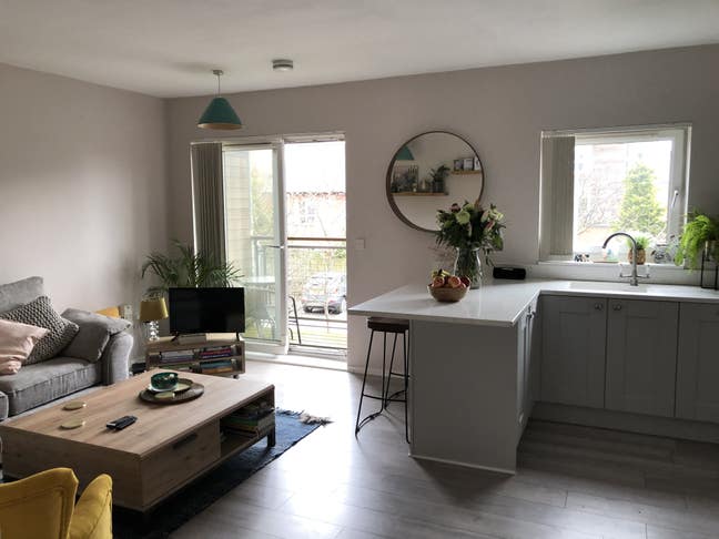 Double Bedroom West Didsbury  Main Photo