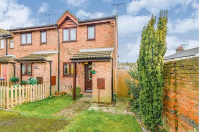 2 lovely rooms in Markyate, St. Albans Main Photo