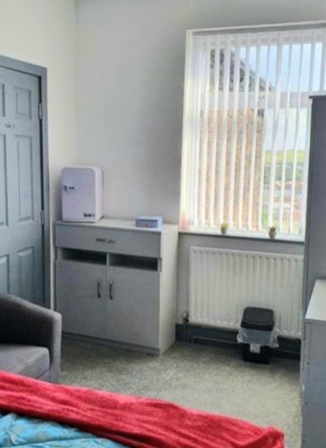 Superb accommodation for a group of 3/4- July 2026 Main Photo