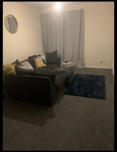Large Single Room Main Photo
