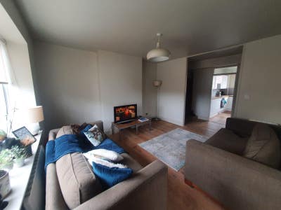 1 Room Available Immaculate inc Bills & lounge are Main Photo