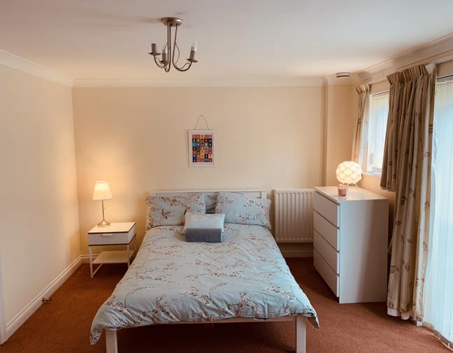 Beautiful rooms in quiet location Main Photo