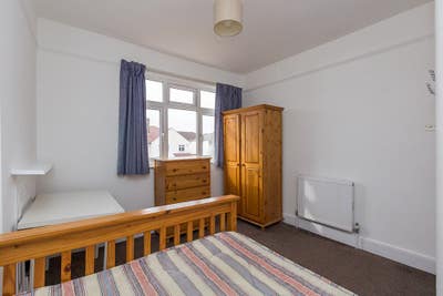 Double Room in Willesden Green - All Bills Incl. Main Photo