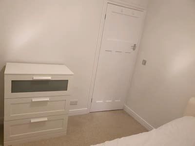 Room to rent in Nascot wood area Main Photo