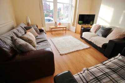 Final Room Central Headingley March Main Photo