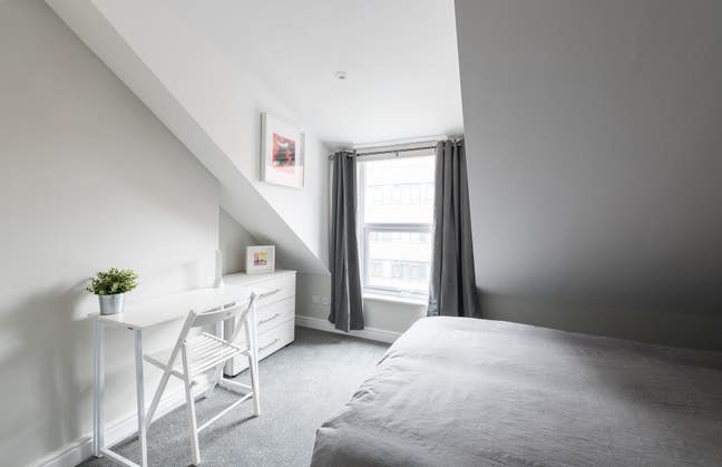 🌟 Cosy, quiet loft room in the heart of town 🌟 Main Photo