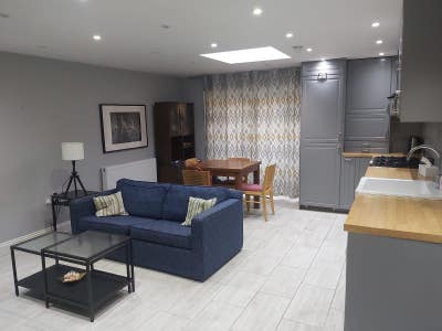 Beautiful House & Garden - Double room  Main Photo