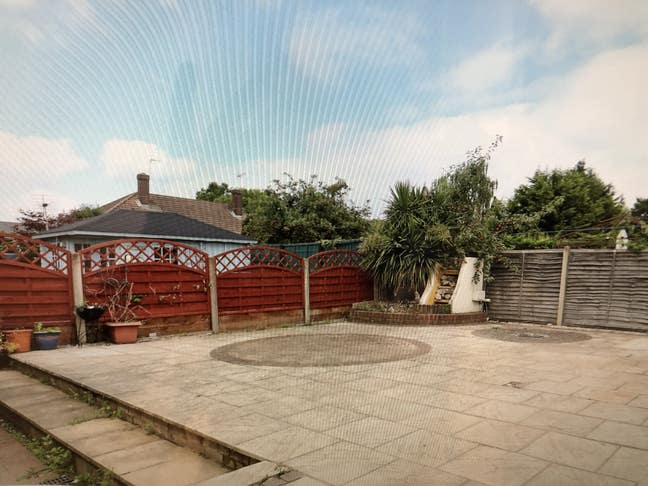 Stunning Double Ensuite Furnished Room UB7 Main Photo