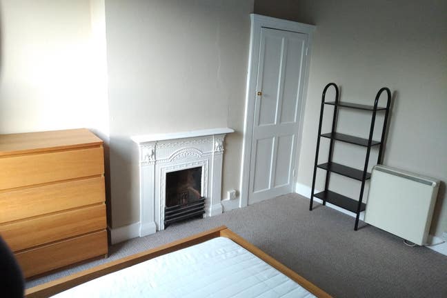 Beautiful Dbl Room in Wimbledon  at a Great Price! Main Photo