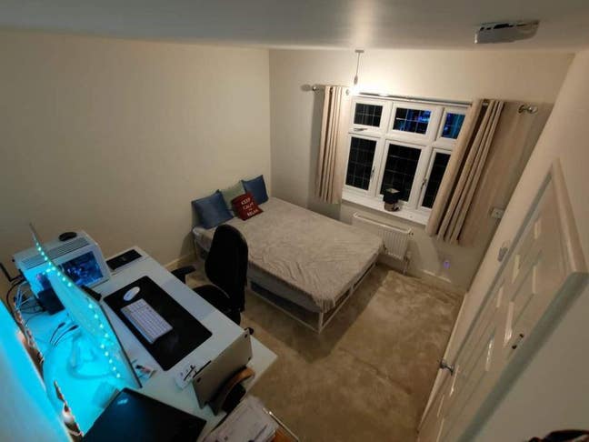 Double fully furnished bedroom Main Photo