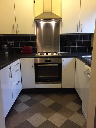🏡 Professionals– Withington(YEW267-4) *NHS* Main Photo