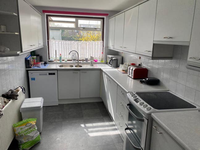 Double Room- Close to High Steet and Bluewater Main Photo
