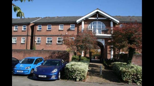 Large double room in large house with garden! Main Photo