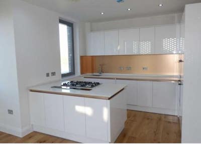 Modern Ensuit Double Room ( All Bill Included) Main Photo