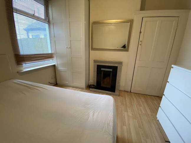  Great Room 7 mins walk to Tube Station  Main Photo