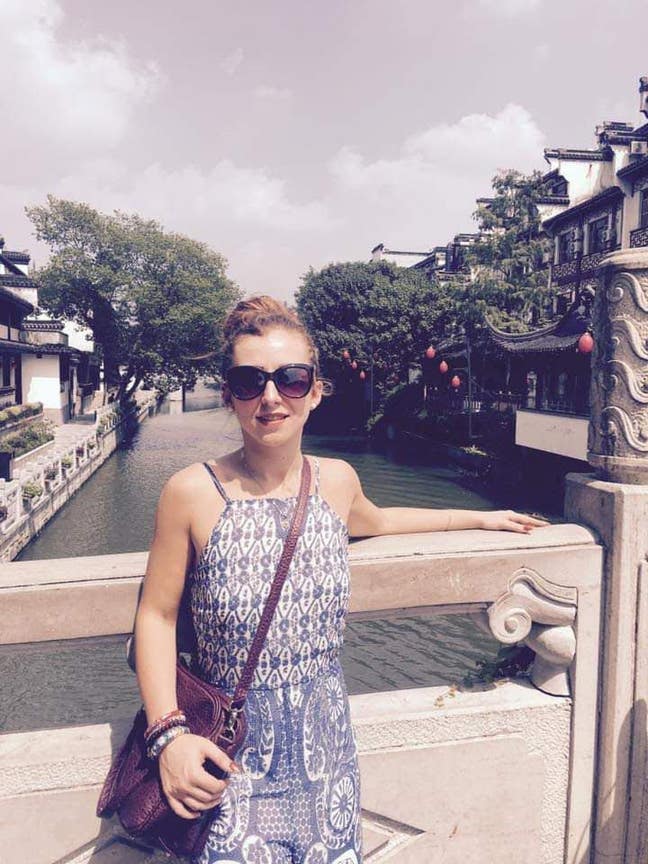 Looking for quiet room or studio Main Photo