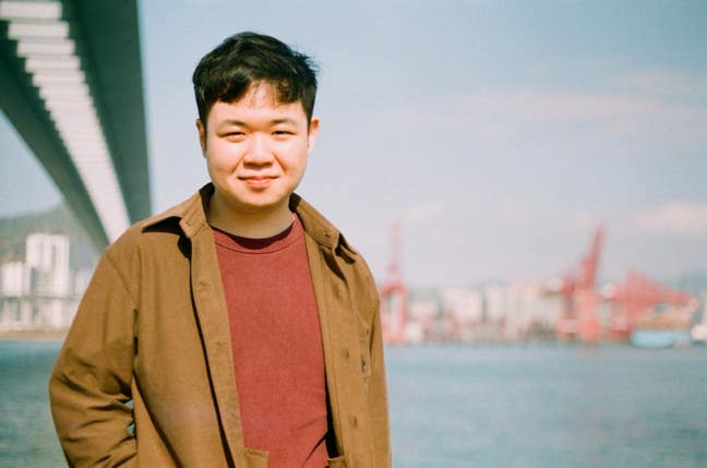 I am a professional male aged 29. I am lookin... Main Photo