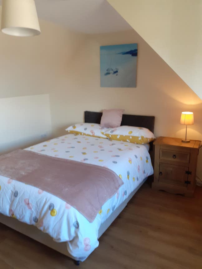 Rooms available in fresh, clean home! Main Photo