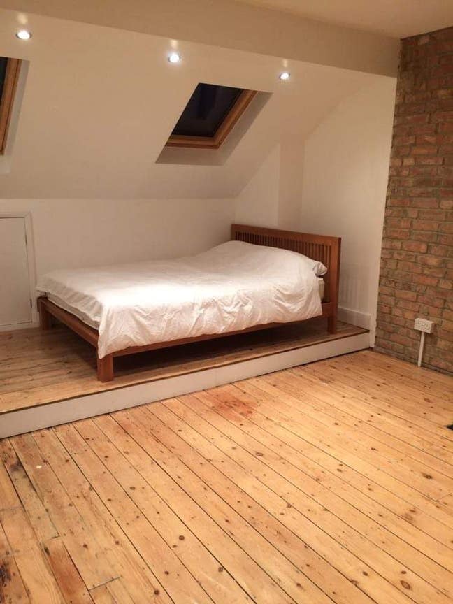 Beautifully presented spacious studio Crouchend N8 Main Photo
