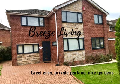 Smart 🏡 Ensuite-500Meg Fibre-Parking-Wkly Clnr Main Photo