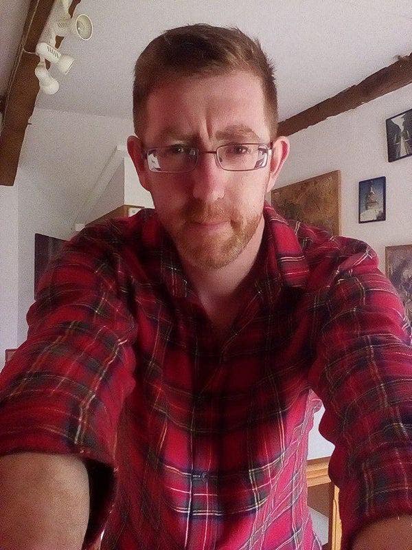 Hello, looking for a quiet room +- Chester Main Photo