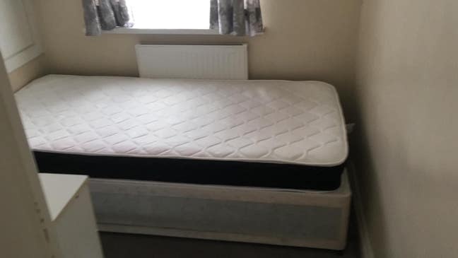 Single Room Available in Hayes !!! Main Photo