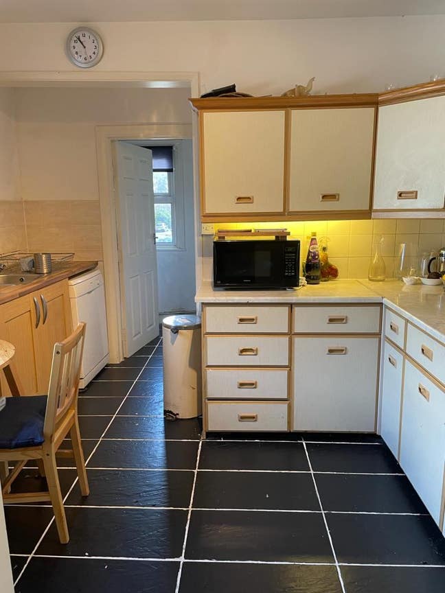 4 minswalk ElizLine Dble room £730 pcm (Bills Inc) Main Photo