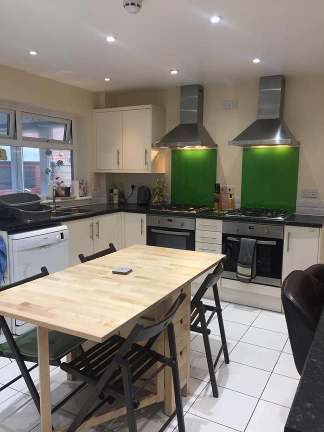 Great Ensuite Room in Kempston! Main Photo