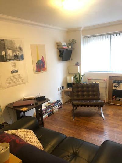  Large  Fully Self-contained  studio in E8 &pound;1350 Main Photo
