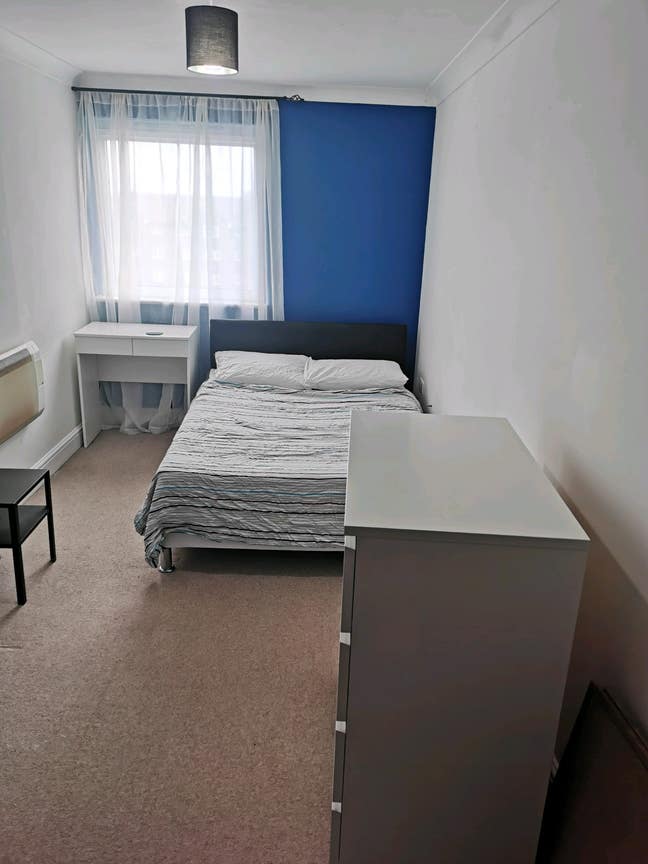 Double Room available N9  LGBTQ+ Main Photo