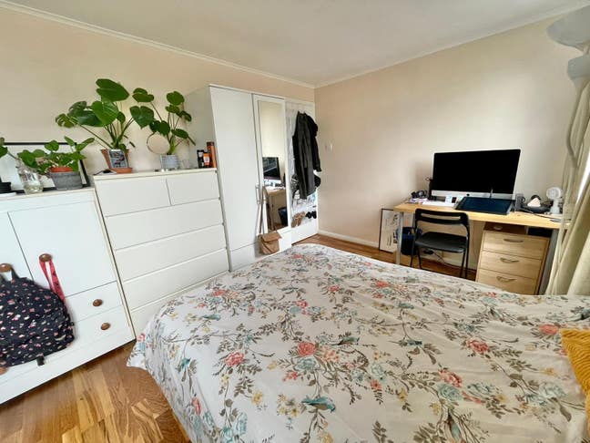 Lovely Double Room Holloway N7 (All Bills Incl ) Main Photo