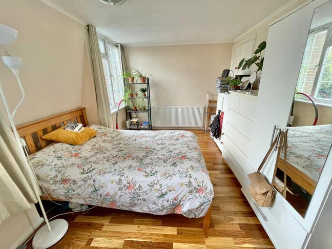 Lovely Double Room Holloway N7 (All Bills Incl ) Main Photo