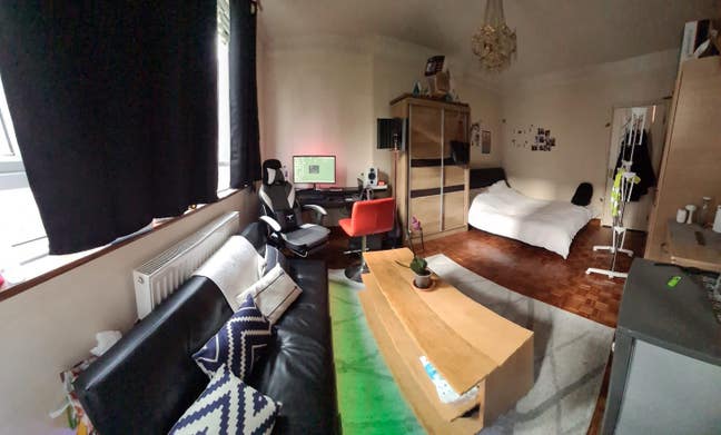 Beautiful Double ropom with Balcony in Southfields Main Photo