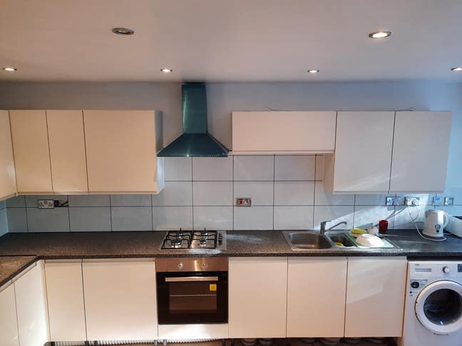 Newly refurbished double room  Main Photo