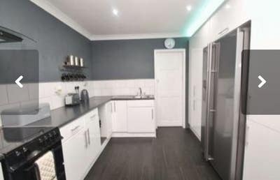 Double room available in Modern Professional House Main Photo