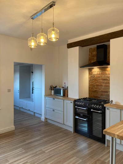 Perfect House Share for hospital Main Photo