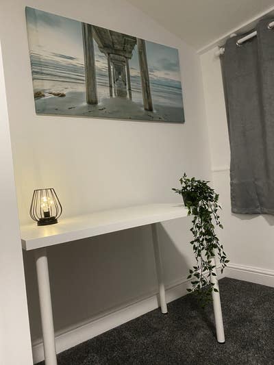 Newly refurbished furnished en-suite rooms Main Photo
