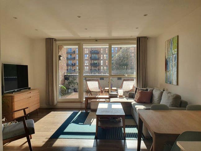 Dbl Bedroom W/Bathroom W/Bills 30 Mincentrallondon Main Photo